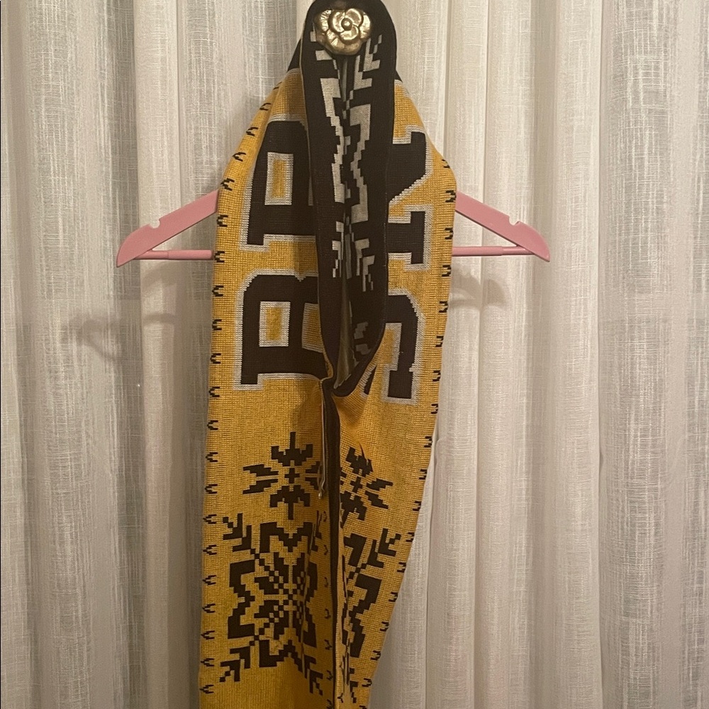 Reebok Black and Yellow Fringed Scarf Boston Bruins Unisex